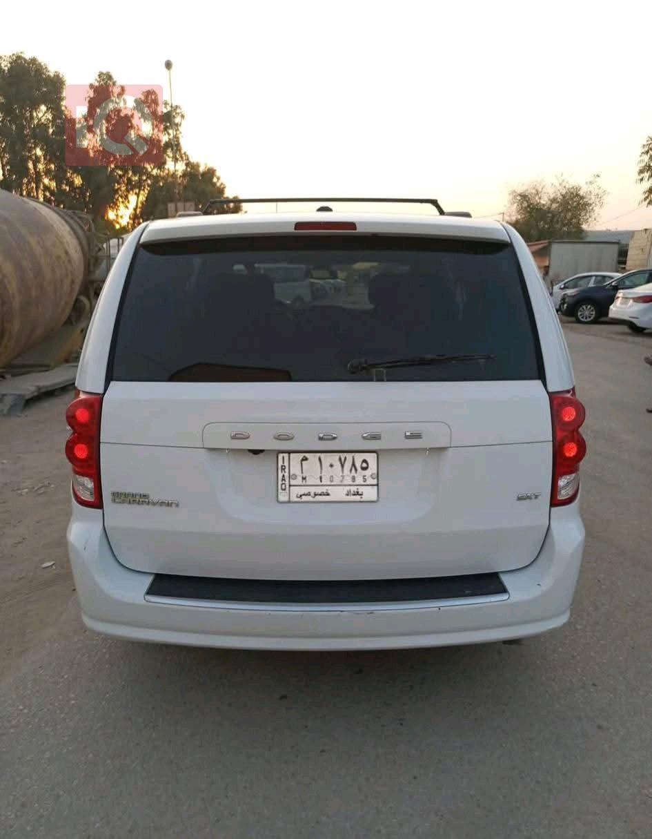 دۆج گراند کاراڤان